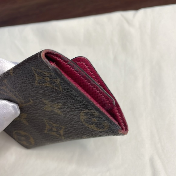 Louis Vuitton Accessories Authentic Louis Vuitton 6 Key Holder